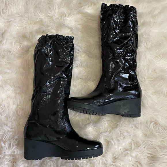 Black Patent Leather Coach Srunch Boot Size 10.
